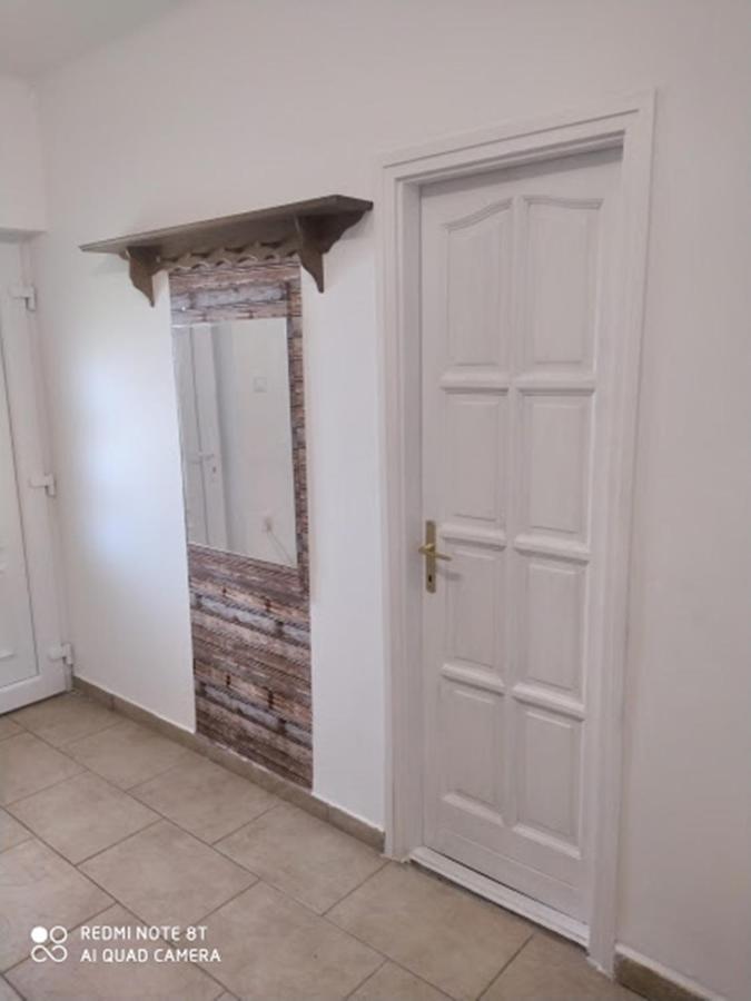 Marabella Apartmanok Hajdúszoboszló Zewnętrze zdjęcie