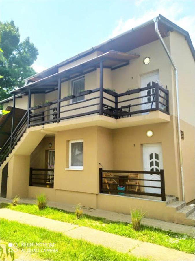 Marabella Apartmanok Hajdúszoboszló Zewnętrze zdjęcie