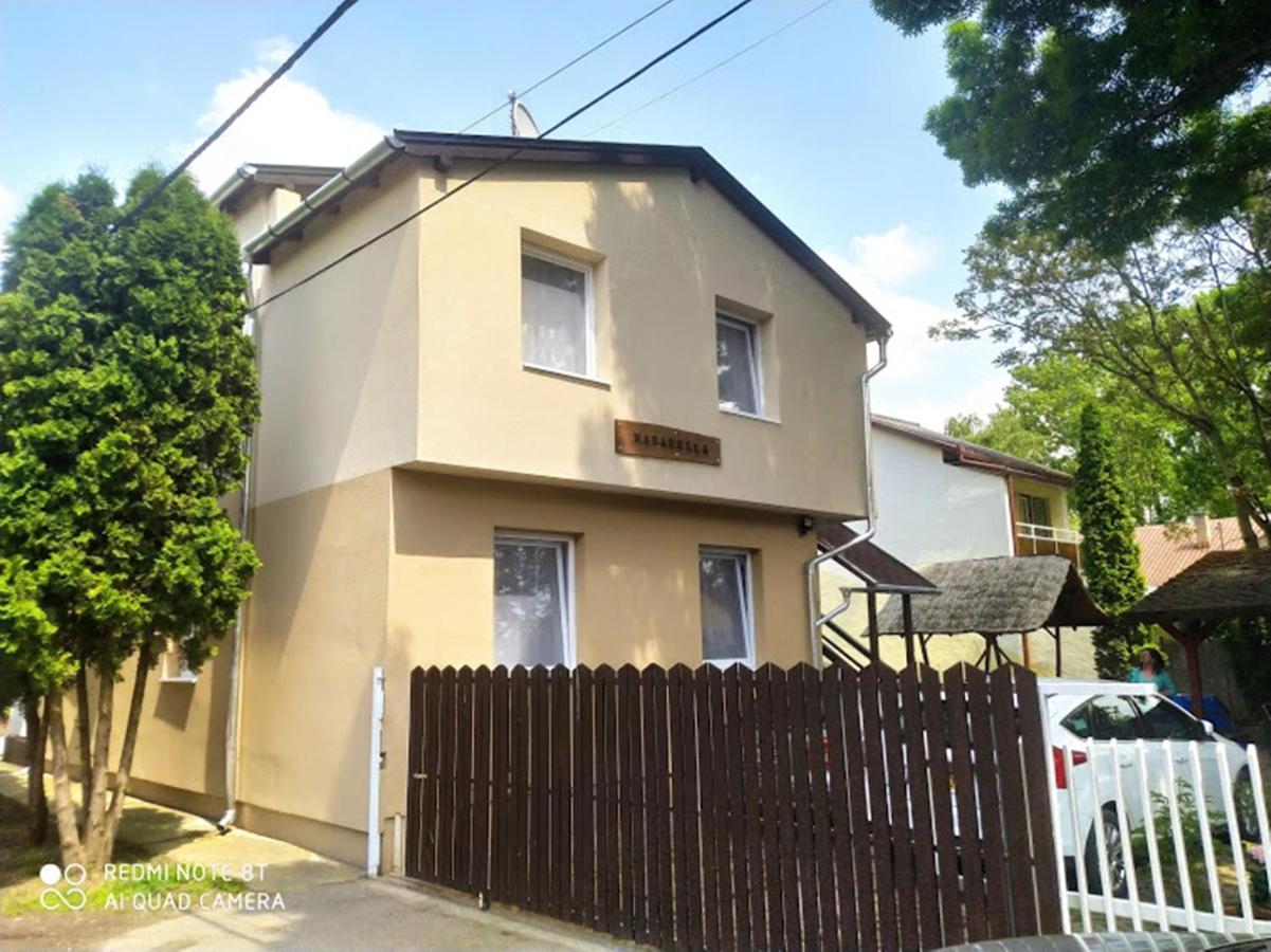 Marabella Apartmanok Hajdúszoboszló Zewnętrze zdjęcie