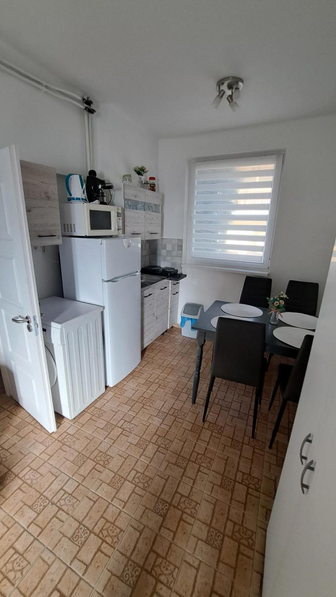 Marabella Apartmanok Hajdúszoboszló Zewnętrze zdjęcie